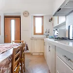 Lovely In With Wifi Ferienhaus