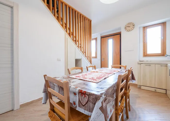 Stunning In With Wifi Carloforte (Isola di San Pietro)