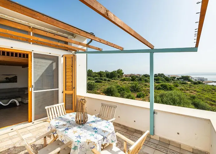 Stunning In With Wifi Carloforte (Isola di San Pietro)